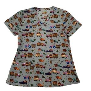 GT Performance Scrub Top Women Med Fall Pumpkins Trucks Leaves Style 5L50-1788GR